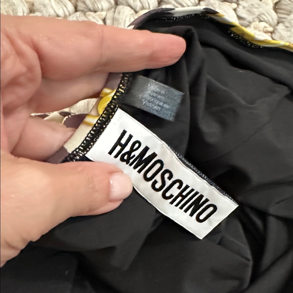 Moschino x H&M Moschino Signature Patterned Swimsuit Bodysuit US 4 EURO 36 - Picture 3 of 4